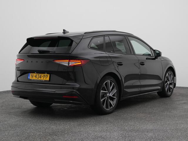 Skoda Enyaq iV 60 Sportline | PANO | CAMERA | KEYLESS | STOEL- EN STUURVERW.