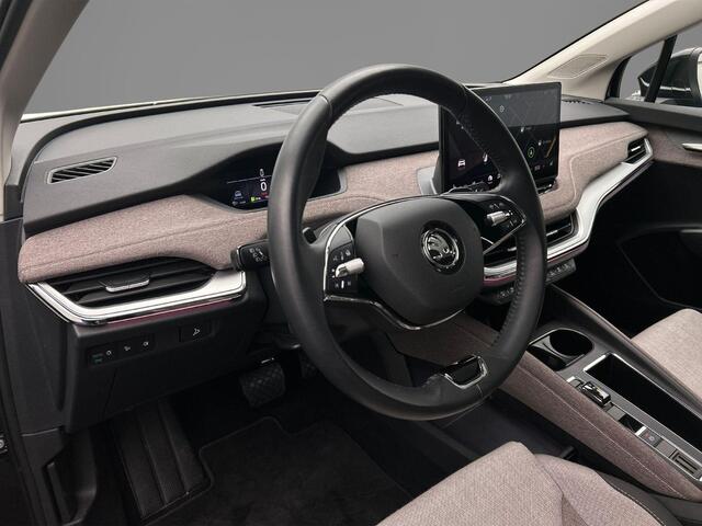 Skoda Enyaq iV Coupé 60 Business Edition Plus 180pk Automaat Panoramadak, Achteruitrijcamera, LED matrix koplampen, Adaptive cruise control, Stuurwiel verwarmd, Navigatie, Stoelverwarming