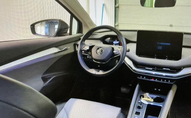 Skoda Enyaq iV 60/Carplay/Navi/Trekhaak/Stoelverw//Memory