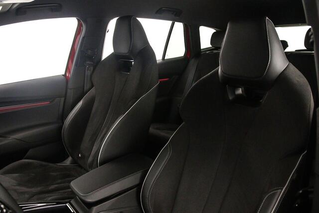 Skoda Enyaq iV 60 180pk Automaat Trekhaak, Warmtepomp, Adaptive cruise control, Navigatie, 360 camera, Achteruitrijcamera, Elektrische achterklep, LED matrix koplampen