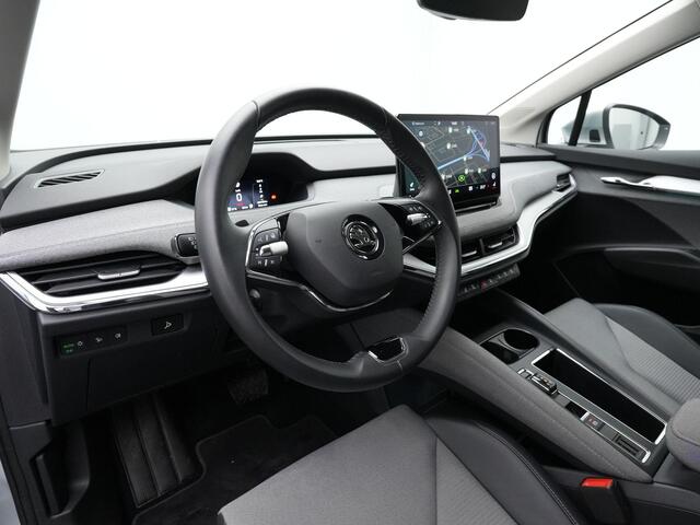 Skoda Enyaq iV 60 179 pk | Panoramadak | Trekhaak | Geheugenstoel | Matrix LED | Stuur-/stoelverwarming