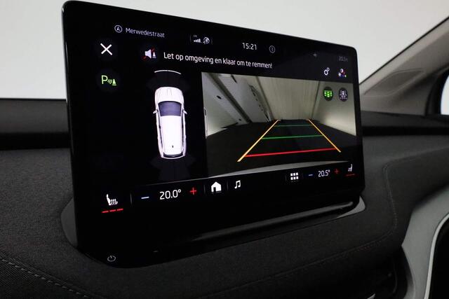Skoda Enyaq iV Selection 132 kW / 180 pk | ¤ 4.519,- VOORRAADVOORDEEL!!! | 20" Inch Velgen | Achteruitrijcamera | Adaptive Cruise Control | Dodehoekdetectie | Keyless Entry | Stoelverwarming | Stuurwielverwarming