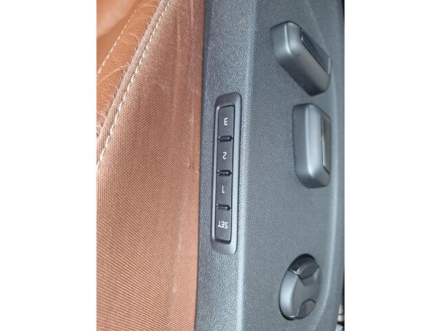 Skoda Enyaq iV 80 | SOH: nnb | Panorama | Havana Leder | Trekhaak | Blindspot | Memory Seat |