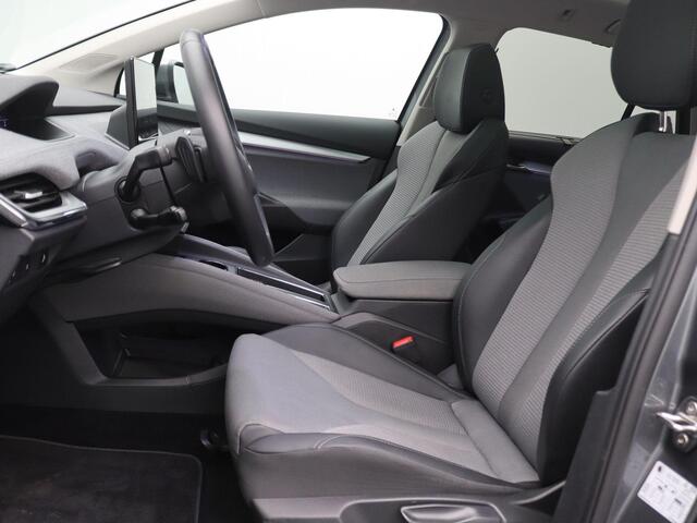 Skoda Enyaq iV 60 Business Edition 170PK Aut. Pano-Schuifdak, Trekhaak, Warmtepomp, Alarm, Stoel-Stuurverwarming, Achteruitrijcamera, Adaptieve Cruise Control