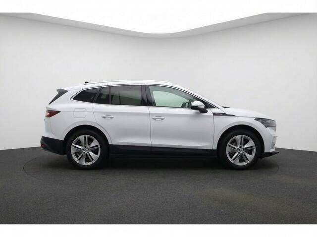 Skoda Enyaq iV 80 90% SOH l Trekhaak l Stoelverwarming l Camera