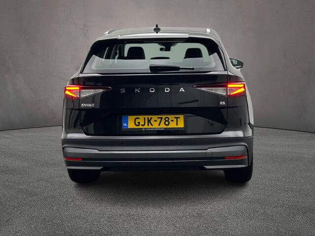Skoda Enyaq iV 85 Selection 286pk Automaat Adaptive cruise control, Navigatie, Parkeersensoren, Achteruitrijcamera, LED koplampen, App connect, Airco, DAB, Radio