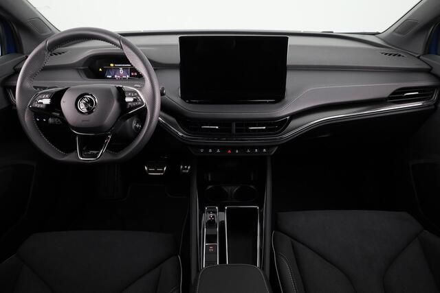 Skoda Enyaq iV 60 Sportline 180pk | Navigatie | Head up Display | Verlichte grill | Voorstoelen en achterbank verwarmd | Parkeercamera
