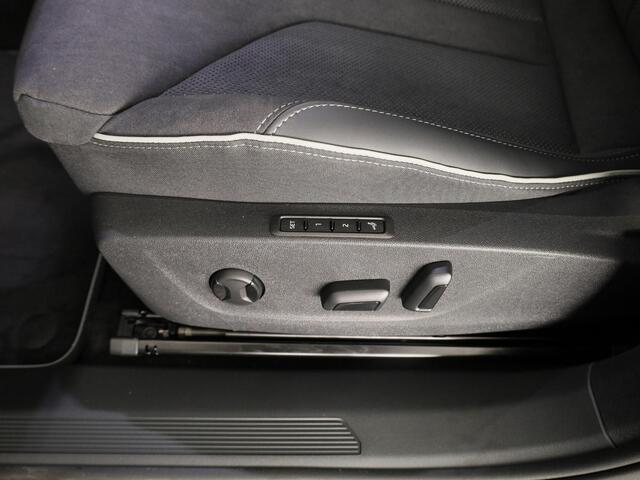 Skoda Enyaq iV 85 Sportline | Panoramadak | 20 inch | Sportstoelen | Adaptive Cruise | Blind Spot