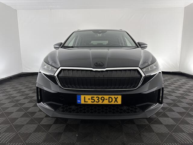 Skoda Enyaq iV 60 [ 3-Fase ] {SOH-87%} (INCL-BTW) *LEATHER-FABRIC | FULL-LED | ADAPTIVE-CRUISE | BLINDSPOT | DIGI-COCKPIT | CAMERA | KEYLESS | NAVI-FULLMAP | AMBIENT-LIGHT | ECC | HEATED-COMFORTSEATS | DAB+ | PDC | 20''ALU*