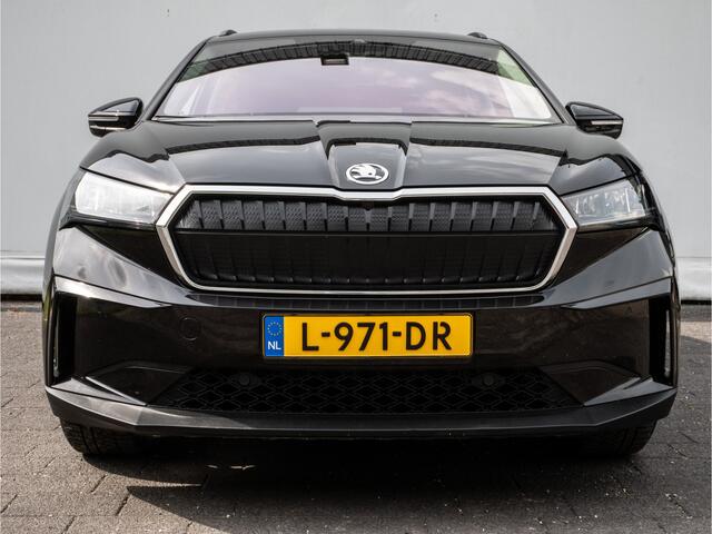 Skoda Enyaq iV 60 SOH 90% Panoramadak/ Stoel-stuurverwarming/ Camera/ Navigatie/ Carplay/ Memory/ Blindspot