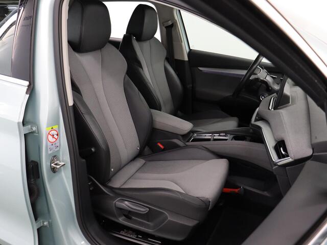 Skoda Enyaq iV 80 | Navigatie | Cruise Control Adaptief | Stoelverwarming | Parkeercamera |