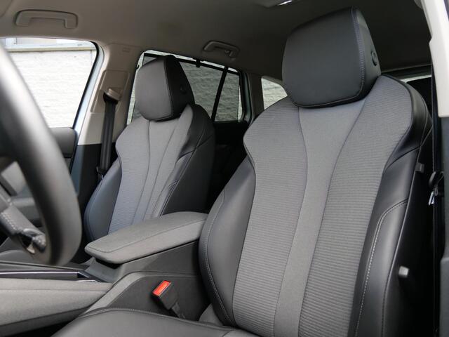 Skoda Enyaq iV 80/ TREKHAAK/ COMFORT PACK/ CLIMATE PACK/ SPORT PACK