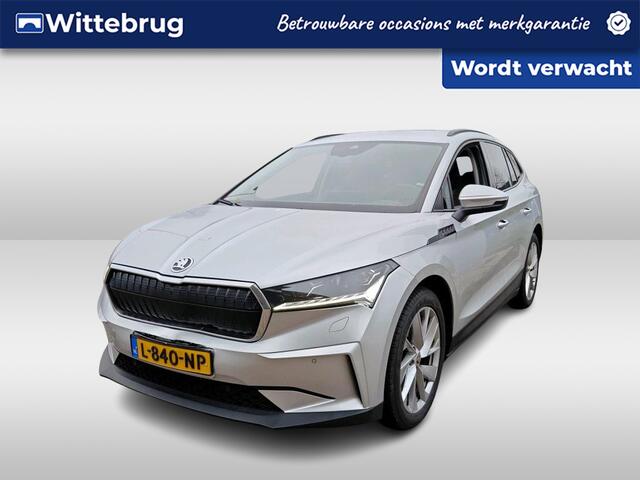 Skoda Enyaq iV 60 First Edition / SOH 92%/ AUTOMAAT/ PARK.SENSOREN V+A/ CAMERA/ MEMORY SEAT/ STOELVERWARMING/ CRUISE/ DIGITAL DASH/ KEYLESS/ NAVI/ CLIMA
