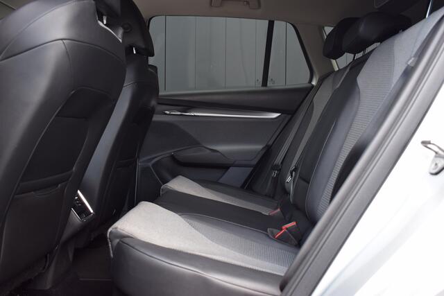 Skoda Enyaq iV 60 SOH 91% LED | Carplay | Virtual | Standkachel | Camera | Half Leder | Sfeerverlichting