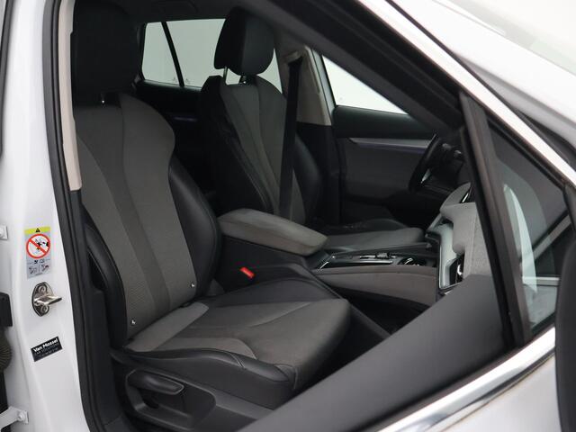 Skoda Enyaq iV 80 204 PK SOH 89,42% + WEGKL. TREKHAAK | SFEERVERL | STANDKACHEL | CAMERA | STUURWIELVER. | CARPLAY