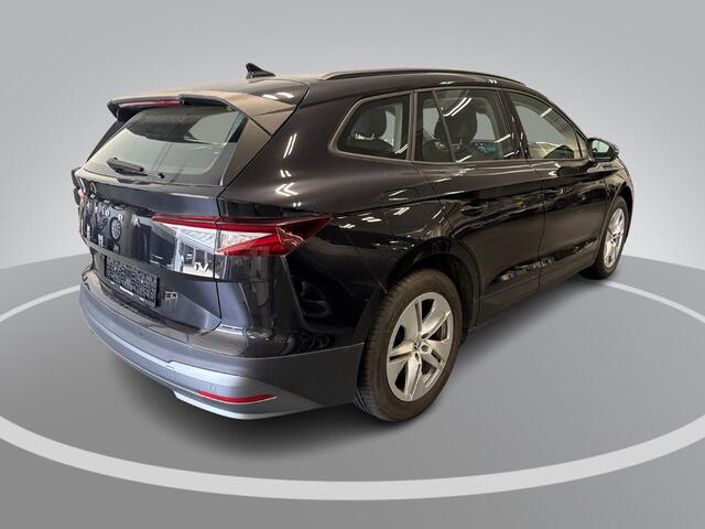 Skoda Enyaq iV 50 150pk Selection · Camera · Apple/Android Car Play · Cruise Control · Sfeerverlichting · 19"Velgen · Navigatie ·