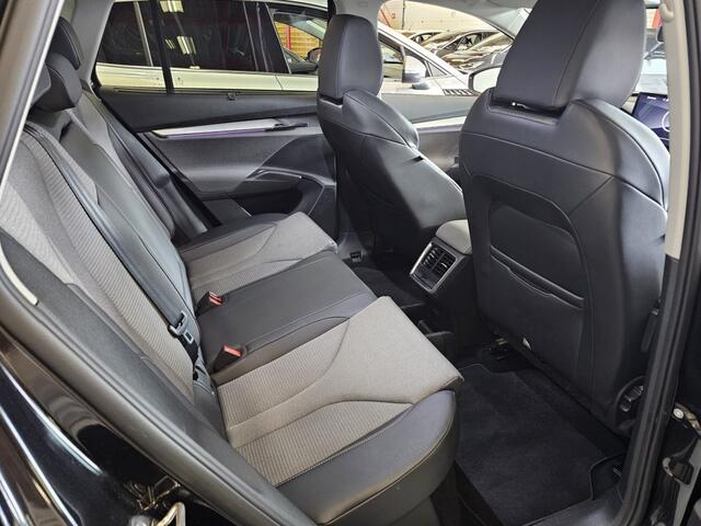 Skoda Enyaq iV 80 | Geen import | Trekhaak | Memory stoel