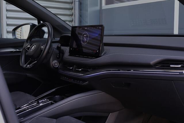 Skoda Enyaq iV 60 Sportline 93% SOH | Trekhaak | Camera | Matrix Led | Sfeerverlichting