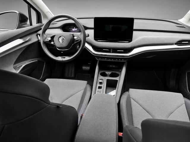 Skoda Enyaq iV 60 / Navigatie / App connect / Camera / Parkeersensoren V+A / Lichtmetaal 19 inch /