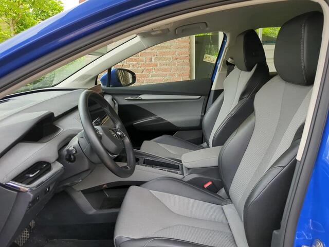 Skoda Enyaq iV 60 180pk 58kWh Automaat / Navigatie / Clima / Parkeersensoren / LED verlichting / App-connect TRANS
