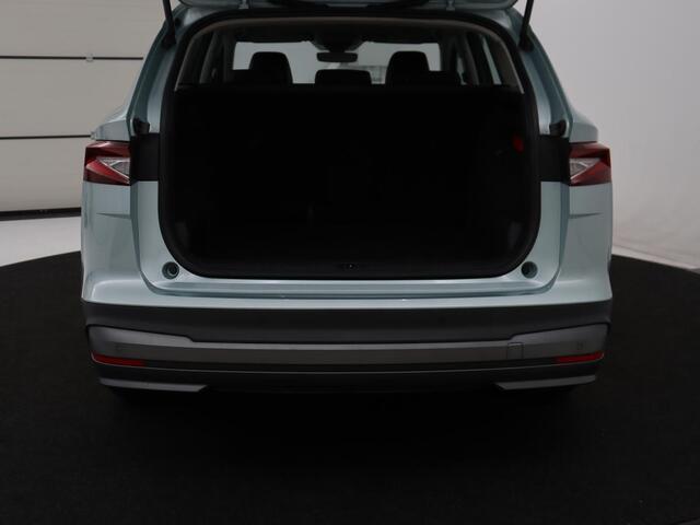 Skoda Enyaq iV 60 | 93.7 % SOH | Cruise control | Camera | 93.7 % SOH | Cruise control | Camera | Carplay | Half Leder | Sfeerverlichting | Climate control |