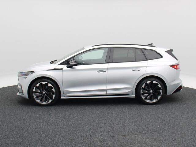 Skoda Enyaq iV 80 Sportline 204 Pk | Stoel/Stuur Verwarming | Achterbank Verwarmd | Cruise Control | Camera | Alacantara | CarPlay | 21 Inch