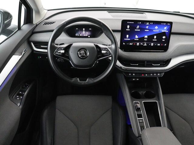 Skoda Enyaq iV 60 | SOH 91.5% | Panoramadak | Adaptive cruise | Stuur/stoel verwarming | Half Leder | Carplay | Park assist | Sfeerverlichting | Climate control |