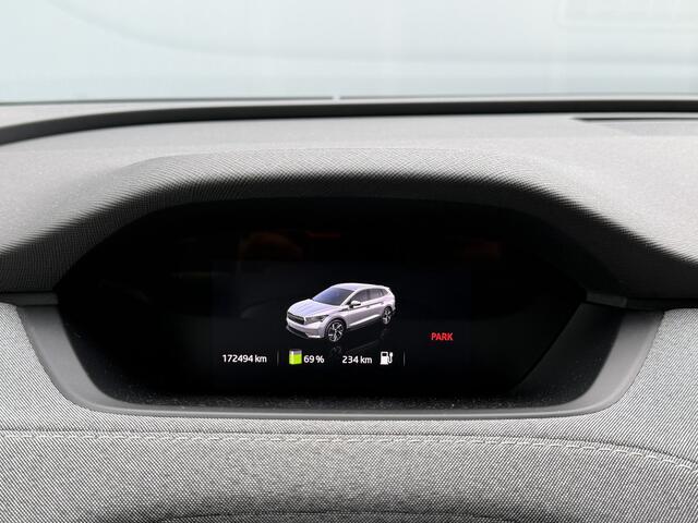 Skoda Enyaq iV BWJ 12-2021 | 60 | TREKHAAK | WARMTEPOMP | CAMERA A | CLIMA | NAVI |CARPLAY | PDC 2X |