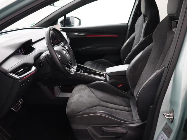 Skoda Enyaq iV 80 Sportline SOH 93.3% Panoramadak, Trekhaak, Christal Light