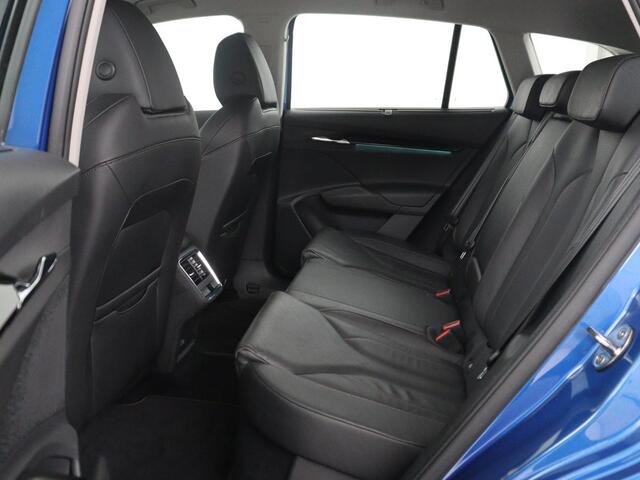Skoda Enyaq iV 60 | SOH 90,7% | Leder | Stoelverwarming | Head-up | Climate control | Navigatie | Carplay | Sfeerverlichting | Camera | Park assist | EV