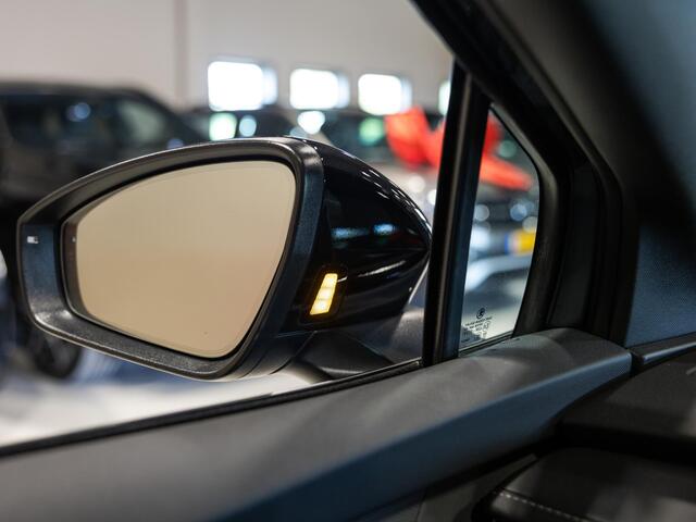 Skoda Enyaq iV 60 Founders Edition Black Sportline / 179pk / Panorama dak / Achteruitrij camera / Memory stoelen /