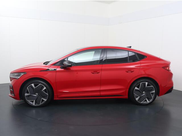 Skoda Enyaq iV Coupé 80 RS | 299 PK | SoH 92% | Adaptive Cruise Control | Achteruitrijcamera | Panoramadak | Matrix LED | Canton Audio | Volleder | Keyless Entry | Climate control | Draadloze telefoonlader | Elektrische achterklep | Navigatiesysteem | Sfeerverlichting | Stuur- & Stoelverwarming | Apple Carplay / Android Auto |