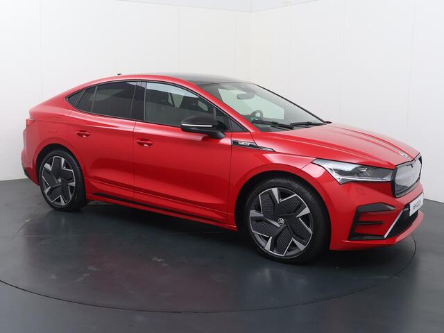 Skoda Enyaq iV Coupé 80 RS | 299 PK | SoH 92% | Adaptive Cruise Control | Achteruitrijcamera | Panoramadak | Matrix LED | Canton Audio | Volleder | Keyless Entry | Climate control | Draadloze telefoonlader | Elektrische achterklep | Navigatiesysteem | Sfeerverlichting | Stuur- & Stoelverwarming | Apple Carplay / Android Auto |