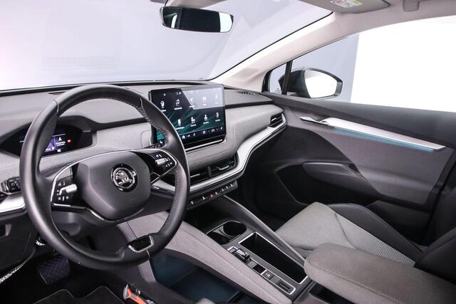 Skoda Enyaq iV 60 180pk Automaat, Cruise control, Parkeersensoren, Navigatie, App-connect, Climate control, DAB-radio, LED koplampen