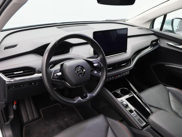 Skoda Enyaq iV 80 | Carplay | Cruise Control | Stoel- en Stuurverwarming | Leder Bekleding | Camera | Navigatie | 19 Inch