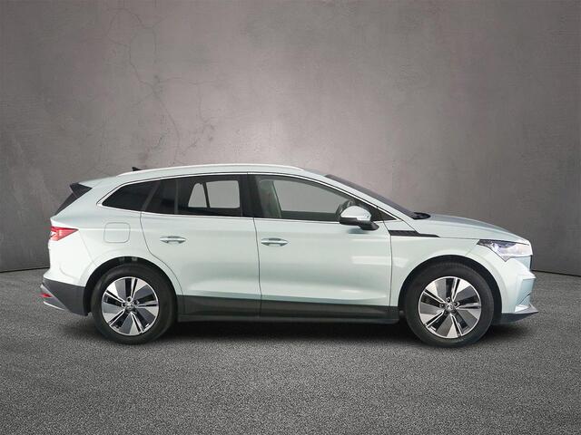 Skoda Enyaq iV 80 Business Edition Plus 204pk Automaat, Trekhaak, Warmtepomp, Lederen bekleding, Adaptive cruise control, Head-up display, Stoelverwarming, Stuurverwarming, Achteruitrijcamera, Navigatie, App-connect, Parkeersensoren