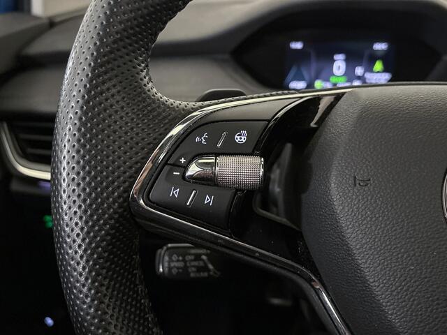 Skoda Enyaq iV BWJ 2021 | 60 SPORTLINE | TREKHAAK | PANO DAK | LEER | STOEL&STUUR VERW | CAMERA A | CARPLAY |