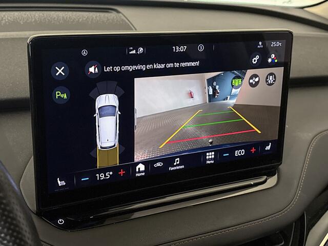 Skoda Enyaq iV BWJ 2021 | 60 SPORTLINE | TREKHAAK | PANO DAK | LEER | STOEL&STUUR VERW | CAMERA A | CARPLAY |