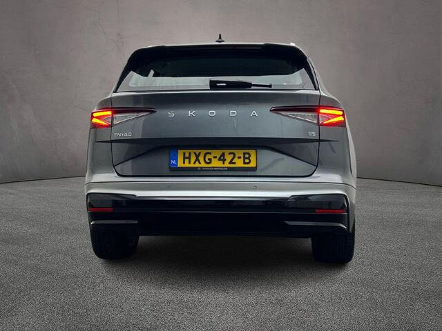 Skoda Enyaq iV 85 Selection 286pk Automaat, Stoelverwarming, Adaptive cruise control, Achteruitrijcamera, Dodehoeksensoren, Parkeersensoren, LED koplampen, Navigatie, App-connect