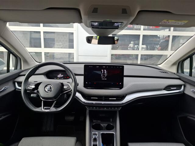 Skoda Enyaq iV 80 | Navigatie/Android/Apple Carplay | LM Velgen 19" | Voorstoelen/Stuur Verwarmd | Achteruitrijcamera | Cruise Control | Airco |