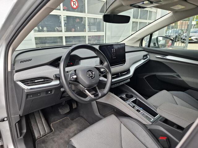 Skoda Enyaq iV 80 | Navigatie/Android/Apple Carplay | LM Velgen 19" | Voorstoelen/Stuur Verwarmd | Achteruitrijcamera | Cruise Control | Airco |