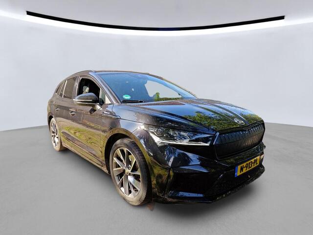 Skoda Enyaq iV 60 Sportline / SOH 91%/ WARMTEPOMP/ TREKHAAK/ PARK.SENSOREN V+A/ CAMERA/ STOELVERWARMING/ CRUISE/ DIGITAL DASH/ NAVI/ CLIMA