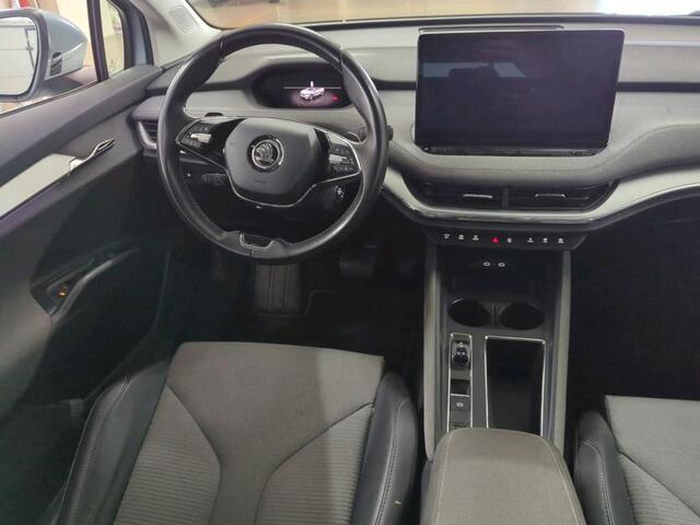 Skoda Enyaq iV 80 / SOH 89%/ AUTOMAAT/ TREKHAAK/ PARK.SENSOREN V+A/ CAMERA/ CRUISE/ NAVI/ DIGITAL DASH/ CLIMA