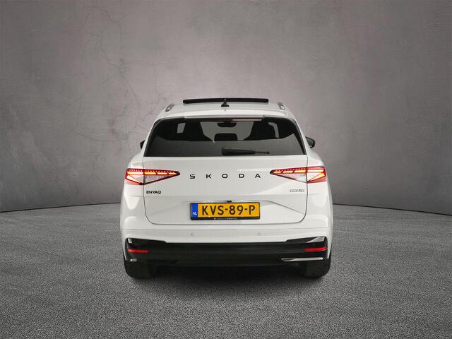 Skoda Enyaq iV 60 Sportline 204pk Automaat, Panoramadak, Stoelverwarming, Stuurverwarming, Achteruitrijcamera, Elektrische achterklep, Dodehoeksensoren, Parkeersensoren, Matrix LED koplampen, Navigatie, App-connect