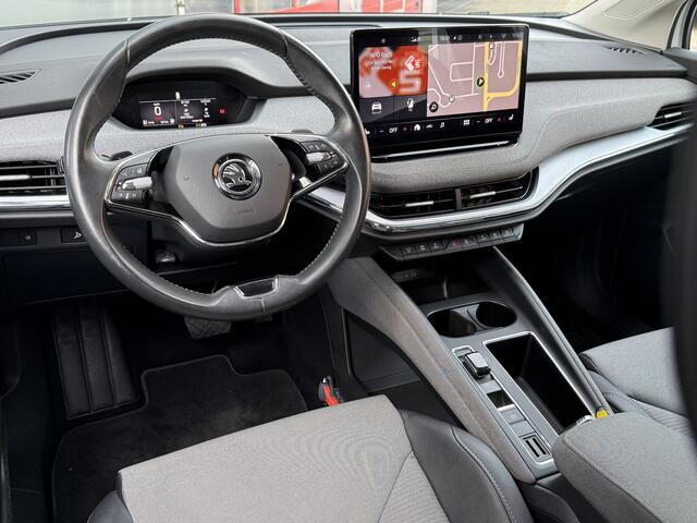 Skoda Enyaq iV 60 BWJ 2021 WEGKLAPBARE TREKHAAK | STOEL + STUUR VERW. | KEYLESS | CAMERA | SFEERVERLICHTING | CLIMA