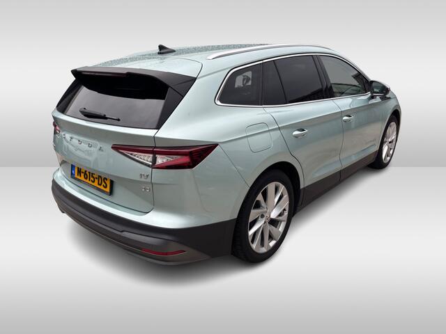 Skoda Enyaq iV 80 / SOH 91,7% / Trekhaak / Camera / Leder / Matrix LED / 19'' / CarPlay / Stoelverwarming 4x / Dodehoek / DAB / ACC
