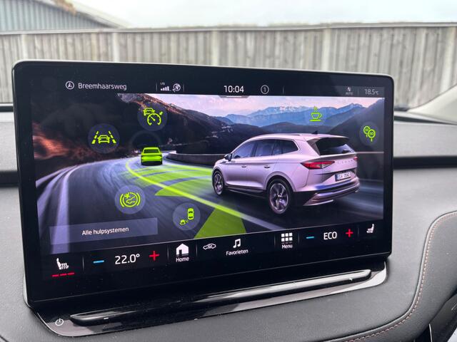 Skoda Enyaq iV 80 / SOH 91,7% / Trekhaak / Camera / Leder / Matrix LED / 19'' / CarPlay / Stoelverwarming 4x / Dodehoek / DAB / ACC