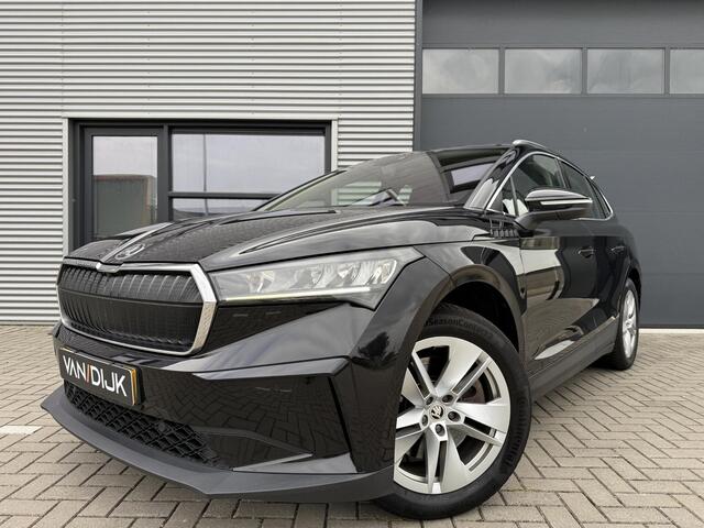 Skoda Enyaq iV 80 ?SOH 90.4% ?Warmtepomp ?Full LED ?Sfeerverlichting ?Navigatie ?Camera ?BLIS ?Stuur- Stoelverwarming ?Adapt. Cruise ?Lichtmetaal 19" ?Parkeersensoren