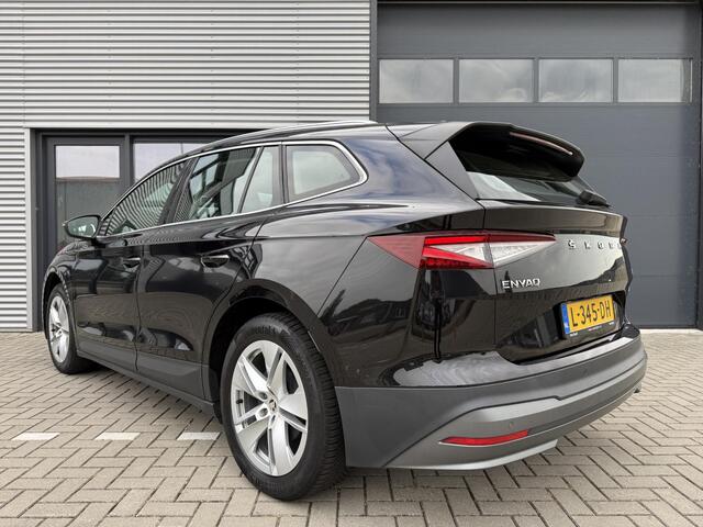 Skoda Enyaq iV 80 ?SOH 90.4% ?Warmtepomp ?Full LED ?Sfeerverlichting ?Navigatie ?Camera ?BLIS ?Stuur- Stoelverwarming ?Adapt. Cruise ?Lichtmetaal 19" ?Parkeersensoren