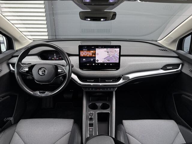 Skoda Enyaq iV 80 ?SOH 90.4% ?Warmtepomp ?Full LED ?Sfeerverlichting ?Navigatie ?Camera ?BLIS ?Stuur- Stoelverwarming ?Adapt. Cruise ?Lichtmetaal 19" ?Parkeersensoren